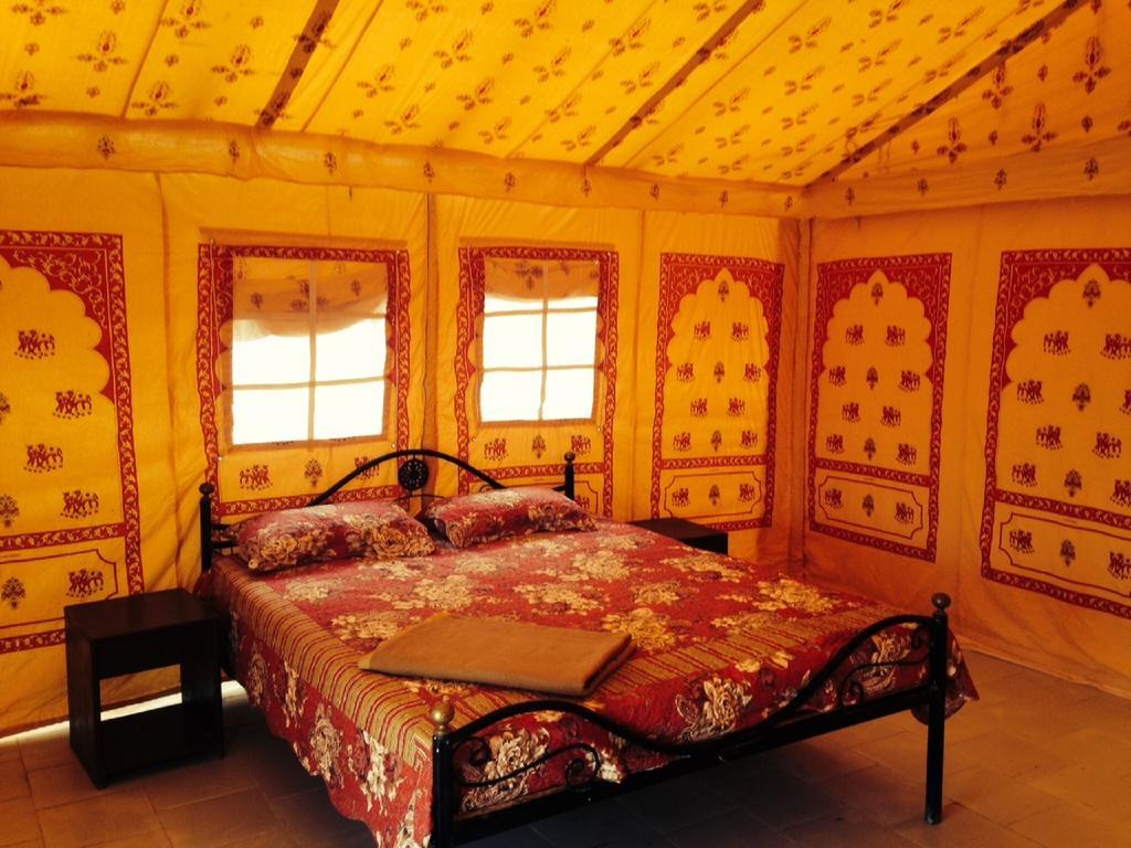 Raj Resorts Jaisalmer Habitación foto